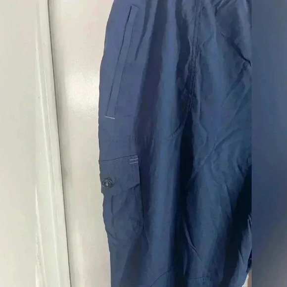 L.L. Bean Women’s Navy Water Repellant Midrise Straight Leg Comfort Trail Pants - Picture 4 of 8